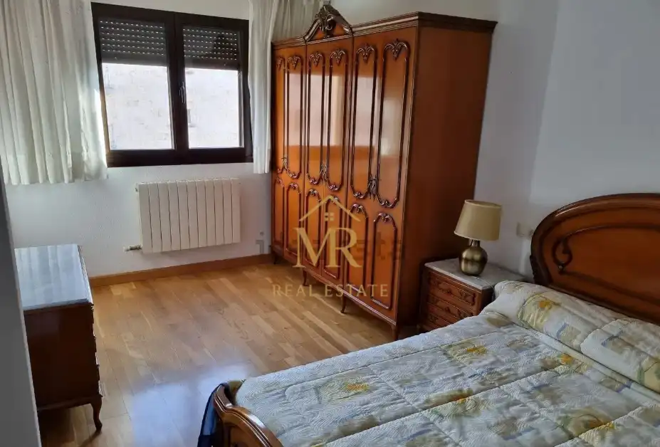 Habitación de Piso de alquiler en Salamanca con Calefacción, Parquet y Amueblado