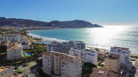 Foto 4 de Apartament en venda a Calle Calderon de la Barca, Salatar, Roses
