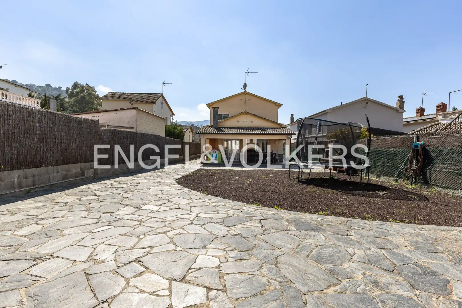 Exterior view of Houses for sale in Sant Fost de Campsentelles  with Air Conditioner, Heating and Private garden