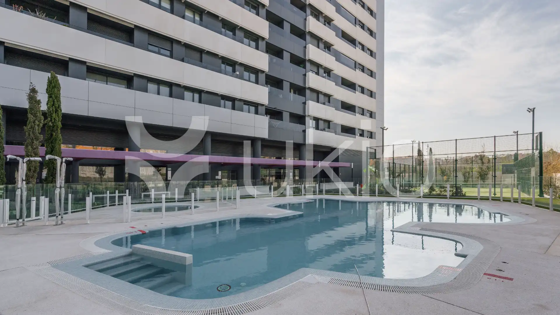 Piscina de Apartamento de alquiler en  Madrid Capital con Aire acondicionado, Calefacción y Amueblado