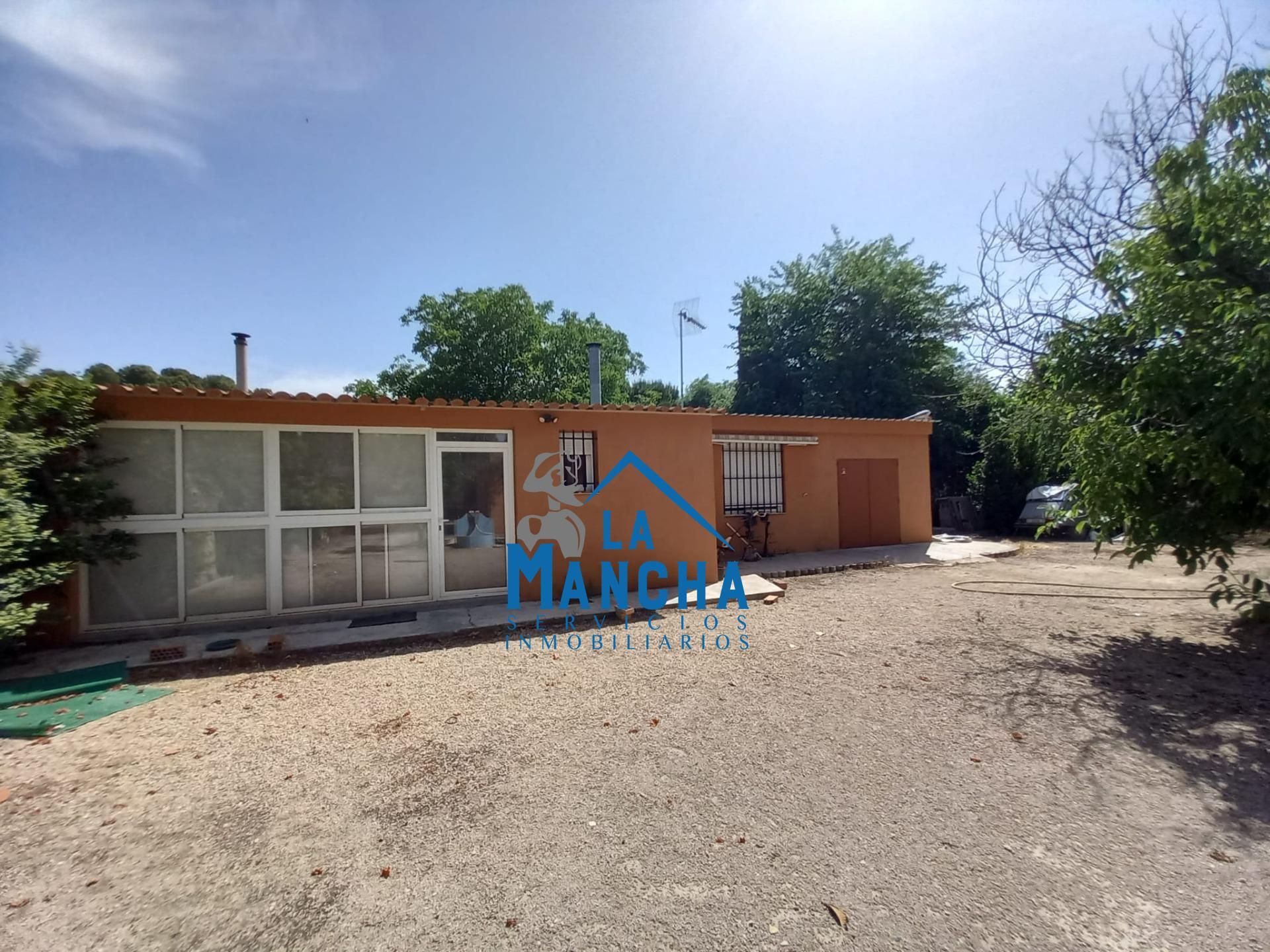 Exterior view of House or chalet for sale in  Albacete Capital  with Air Conditioner, Private garden and Community pool
