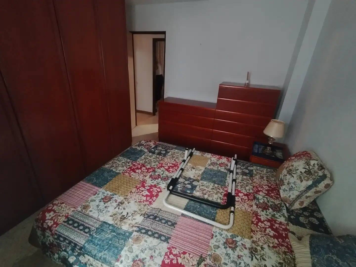 Schlafzimmer von Wohnung zum Verkauf in Sevilla mit Klimaanlage, Terrasse und Möbliert