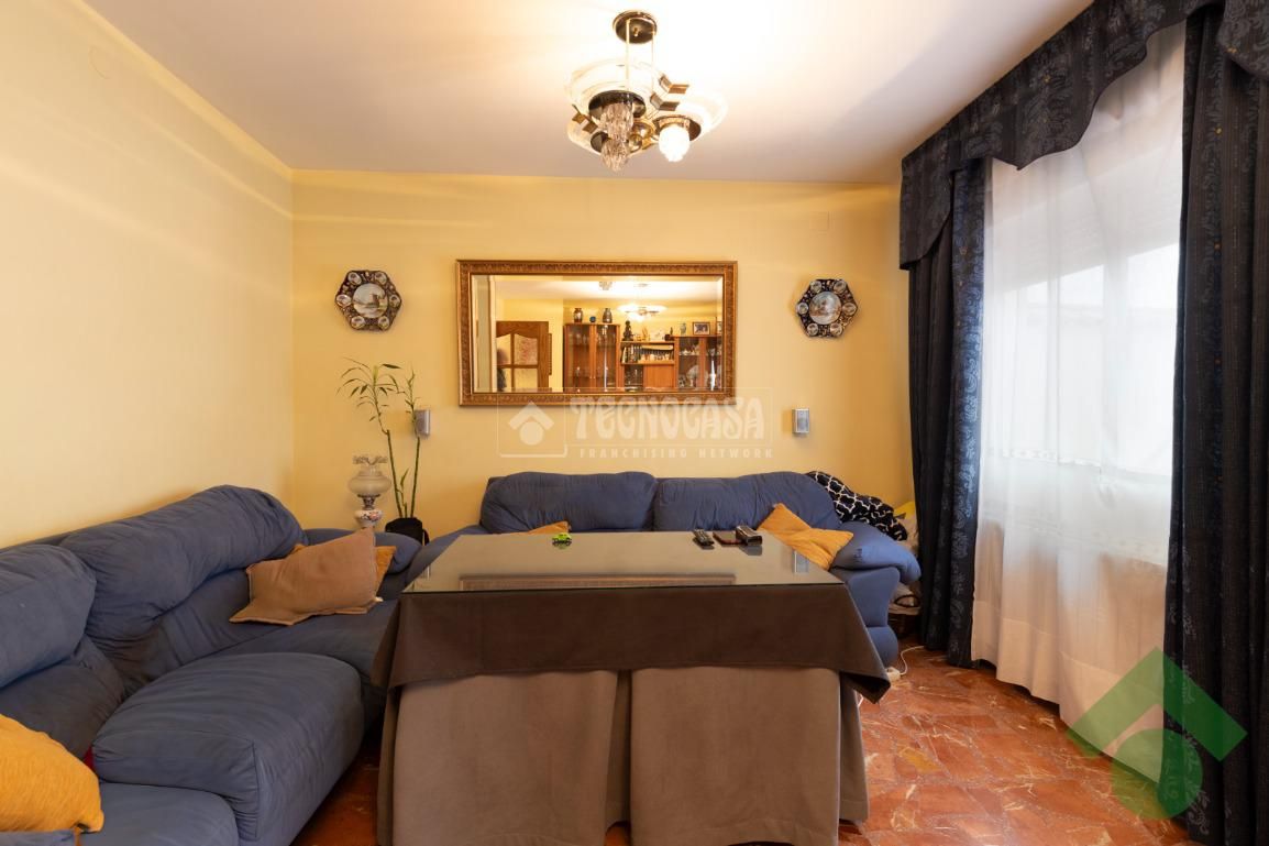 Sala de estar de Casa adosada en venta en Alfacar con Calefacción, Jardín privado y Terraza