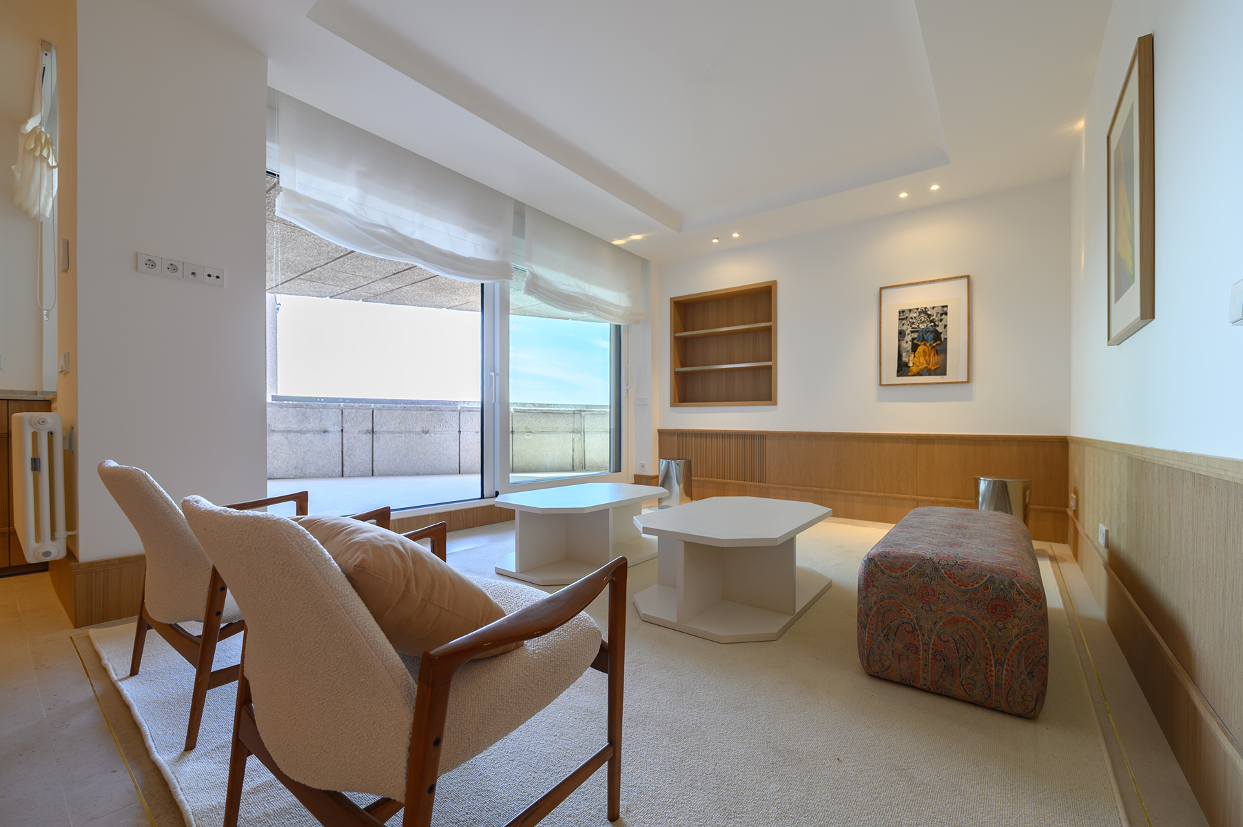 Sala d'estar de Apartament en venda en  Madrid Capital amb Aire condicionat, Calefacció i Terrassa