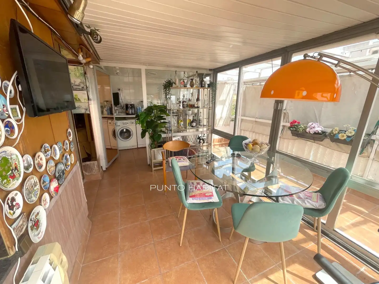 Esszimmer von Dachboden zum Verkauf in Barcelona mit Terrasse