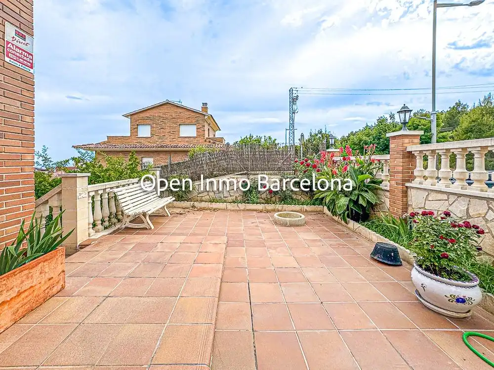 Houses for sale in Ciutat Jardí Bonanova