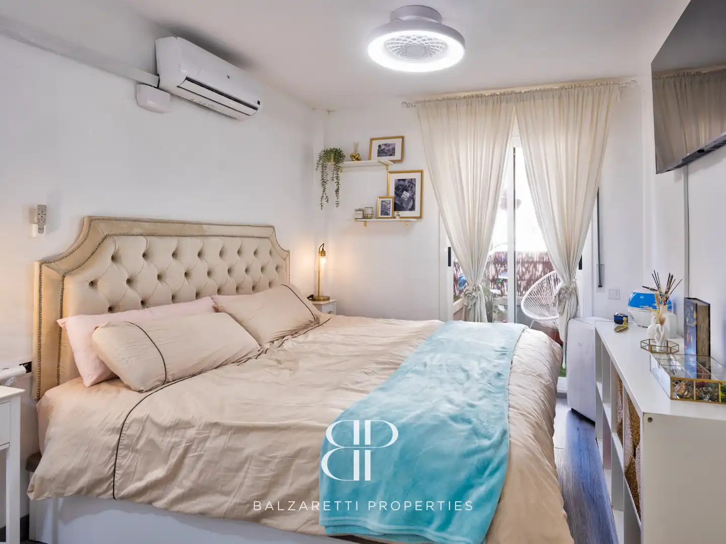 Schlafzimmer von Wohnung zum Verkauf in Rubí mit Klimaanlage, Heizung und Parkett