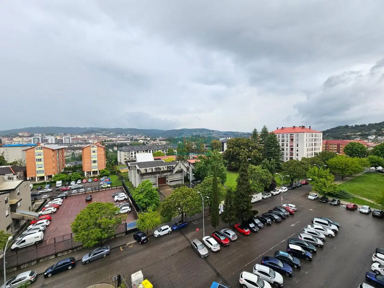 Parking de Piso en venta en Ourense Capital  con Aire acondicionado, Calefacción y Trastero