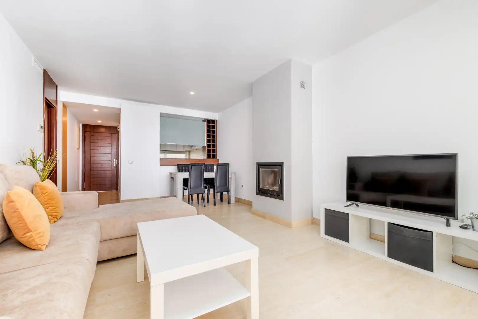 Sala de estar de Apartamento en venta en Mijas con Aire acondicionado, Calefacción y Jardín privado