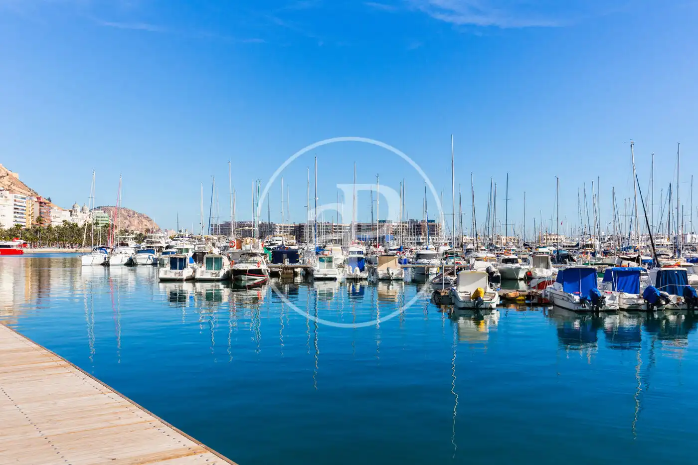 Vista exterior de Piso en venta en Alicante / Alacant con Aire acondicionado, Calefacción y Terraza