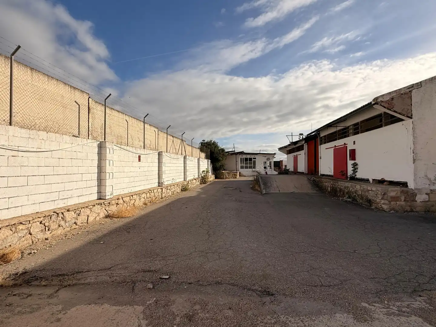 Vista exterior de Terreno industrial en venta en Jaén