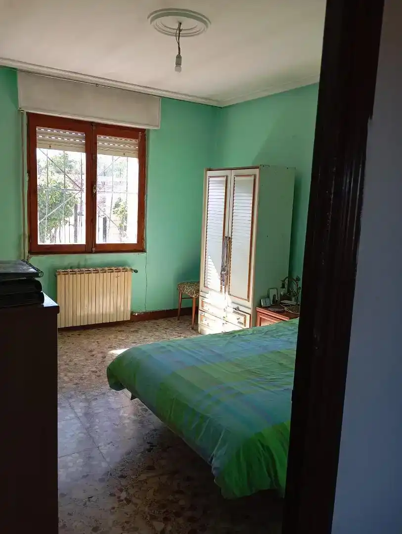 Dormitori de Casa o xalet en venda en Herrera de Pisuerga amb Jardí privat, Moblat i Forn