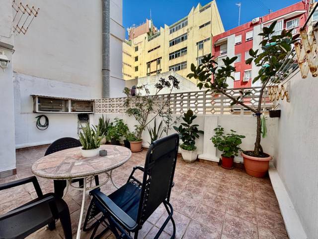 Piso en Venta en Calle MENDIZABAL en La Malva-rosa