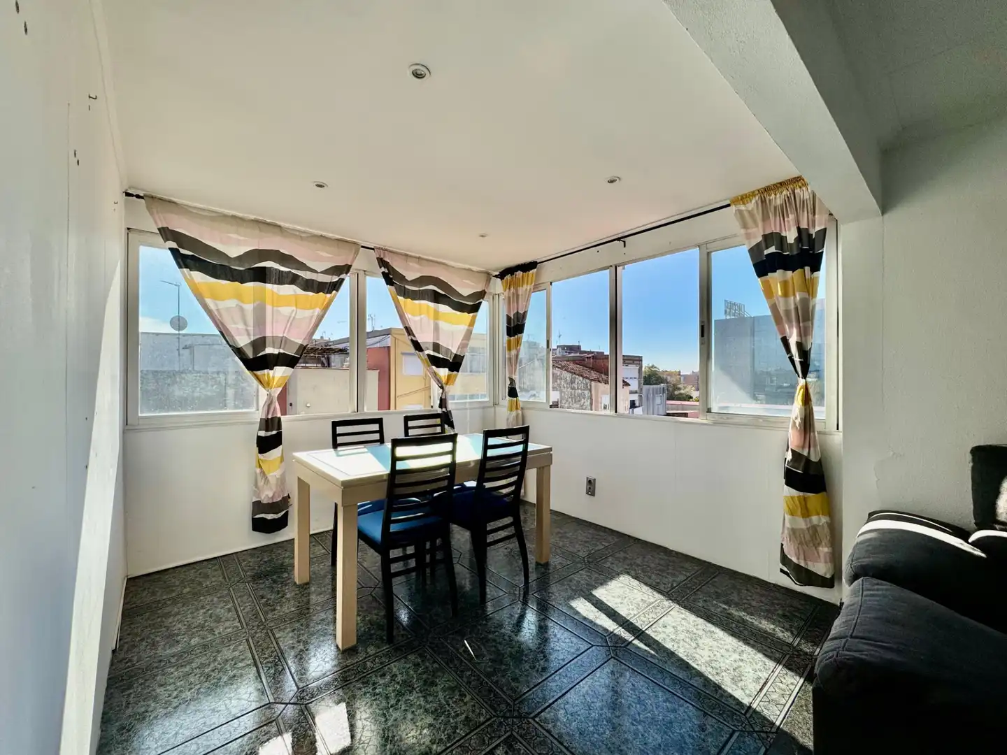 Comedor de Ático en venta en El Prat de Llobregat con Aire acondicionado, Calefacción y Terraza