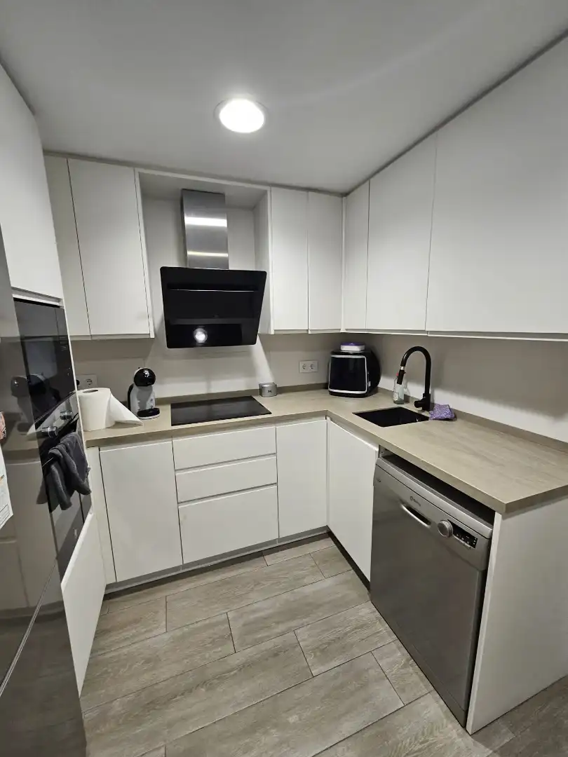 Cocina de Piso en venta en Vilanova i la Geltrú con Aire acondicionado y Terraza