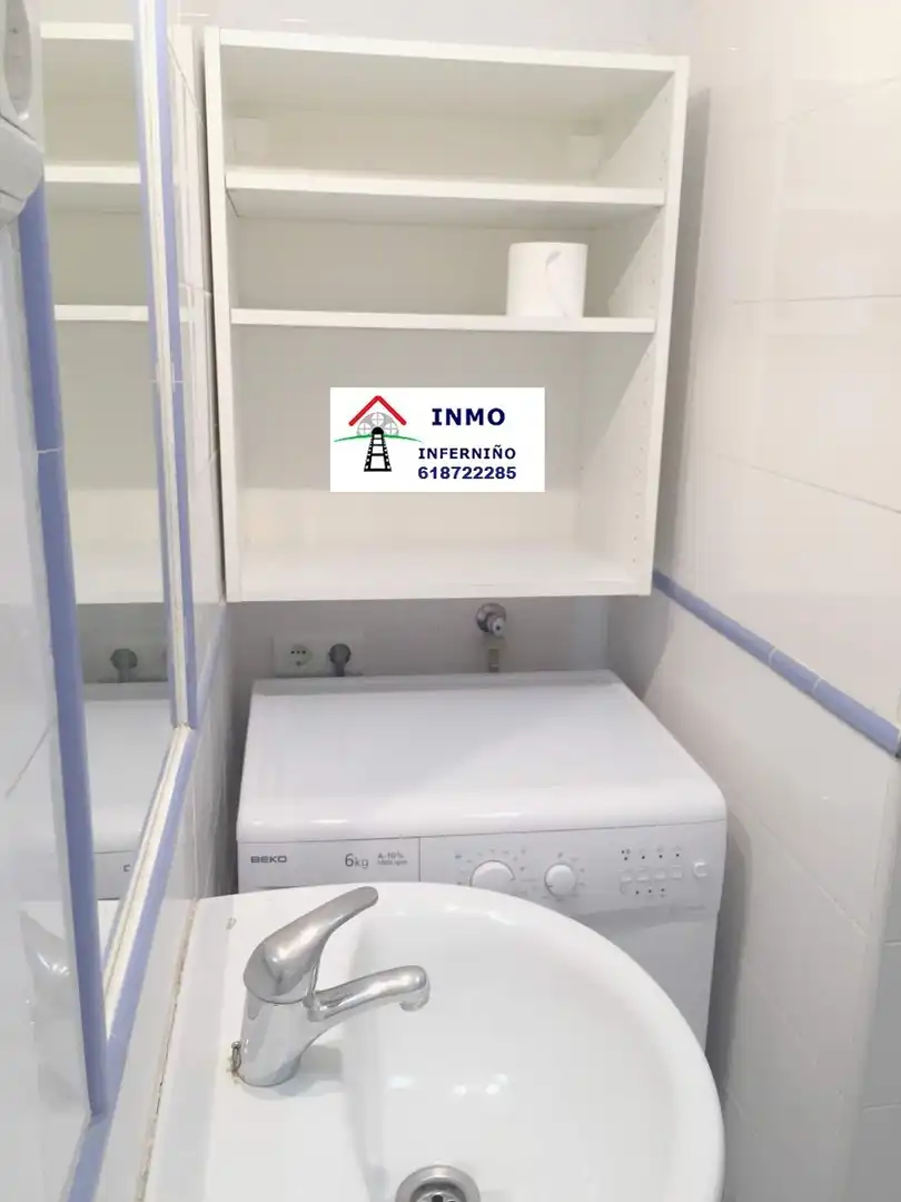Bathroom of Flat for rent in Ferrol