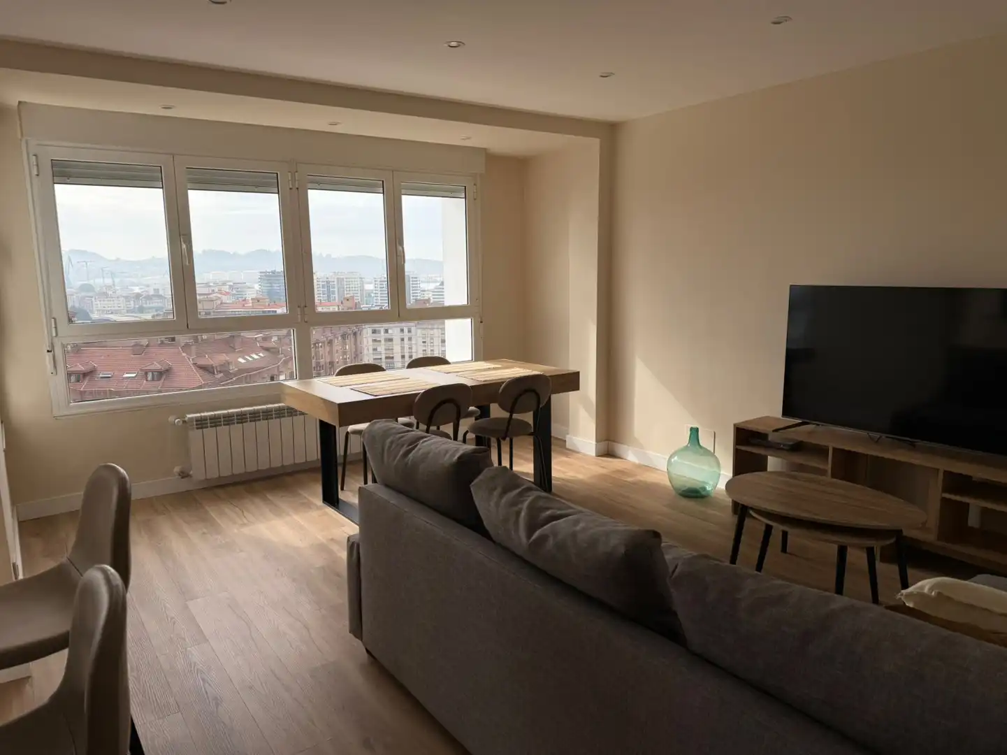 Living room of Flat for rent in Gijón   with Heating and Furnished