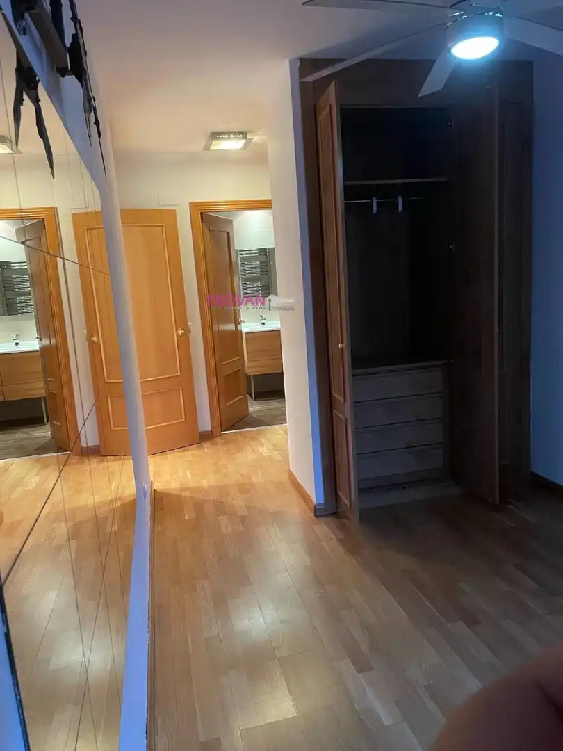Schlafzimmer von Wohnung zur Miete in Torrejón de Ardoz mit Klimaanlage, Heizung und Whirlpool
