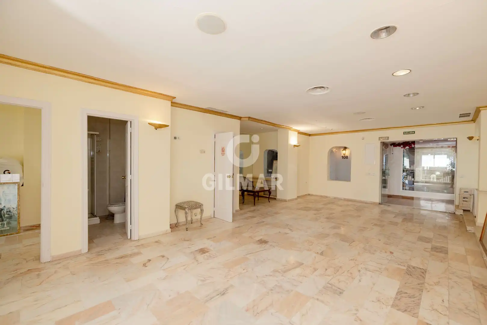 Local en venta en Marbella con Calefacción