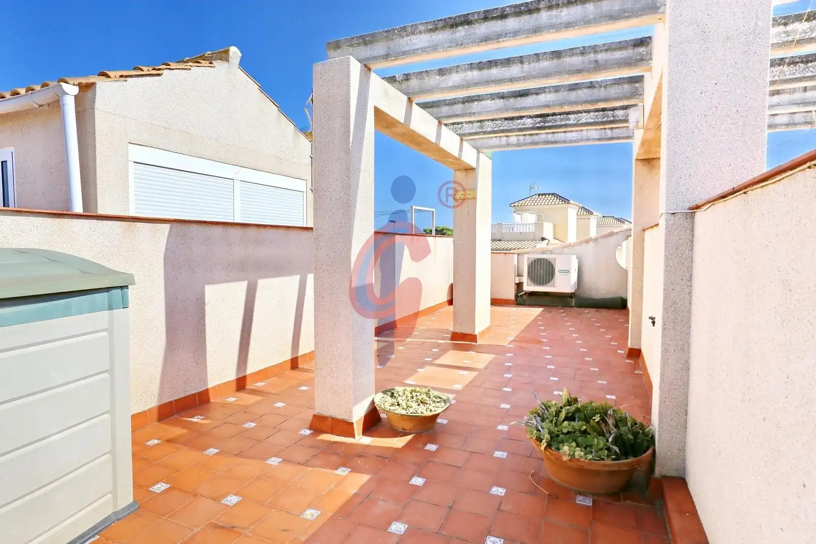 Terraza de Casa adosada en venta en Guardamar del Segura con Jardín privado, Terraza y Amueblado