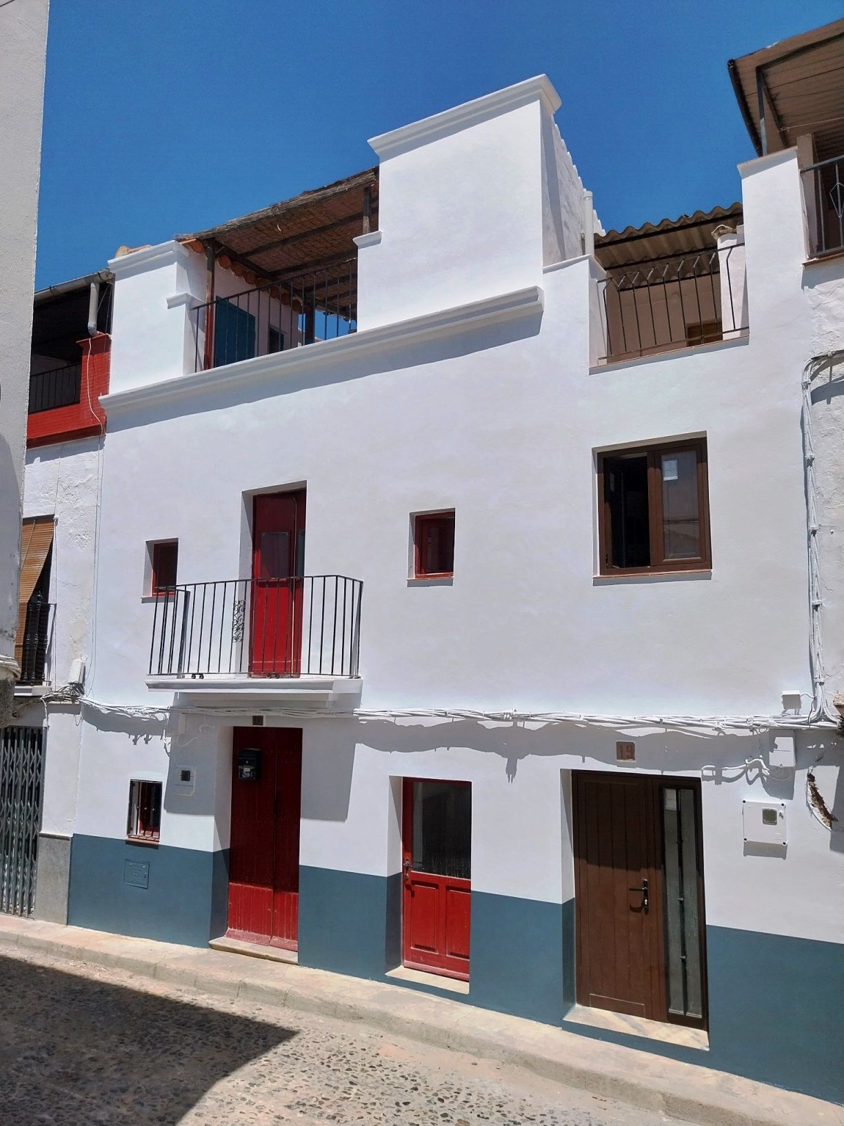 Exterior view of House or chalet for sale in Aroche  with Terrace and Storage room
