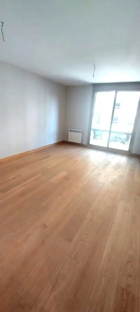 Habitación de Piso de alquiler en Vigo  con Calefacción, Parquet y Trastero