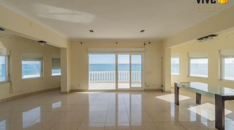 GRUPO VIVE Luxe Homes presenta Una villa que navega sobre el Mediterráneo, imatge 3