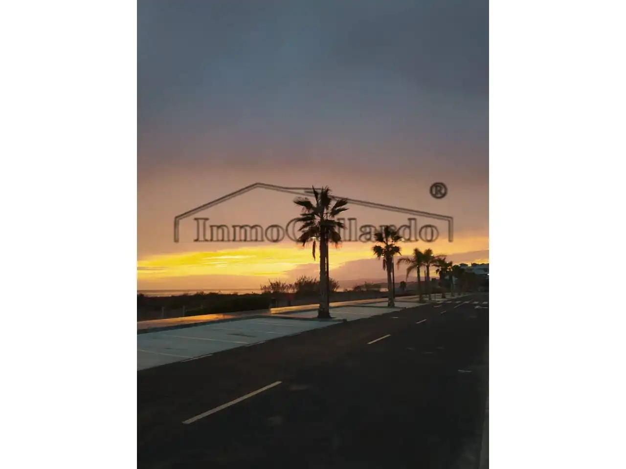 Vista exterior de Ático en venta en Torrox con Aire acondicionado, Terraza y Amueblado