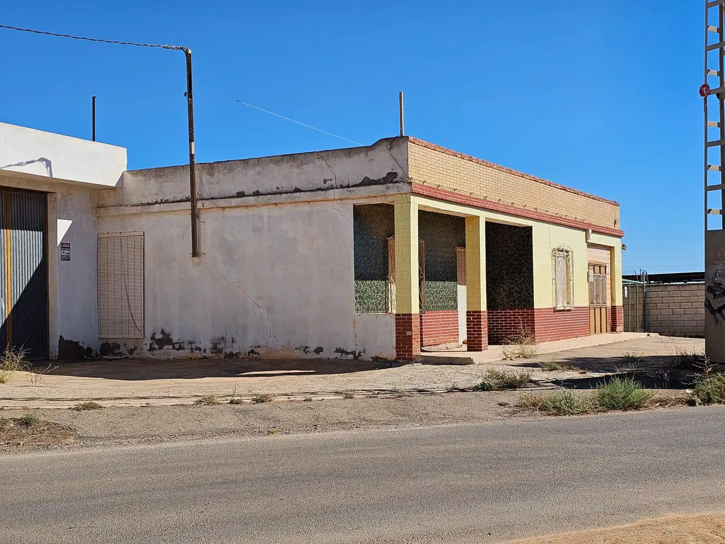 Vista exterior de Finca rústica en venda en Cartagena amb Jardí privat