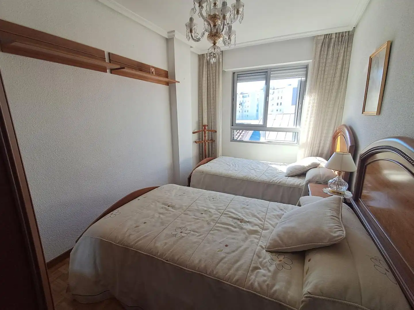 Habitación de Piso en venta en Valladolid con Calefacción, Parquet y Terraza