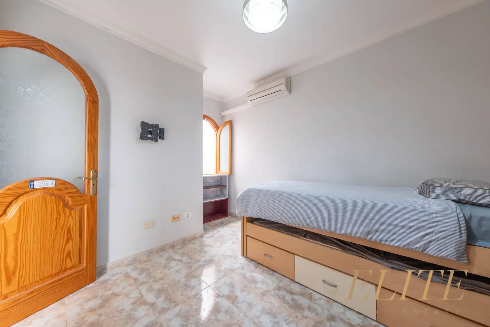 Casa adosada en venda en San Bartolomé de Tirajana amb Aire condicionat, Terrassa i Moblat