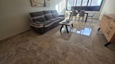 Photo 2 of Flat for sale in Juzgados - Plaza de Toros, Alicante