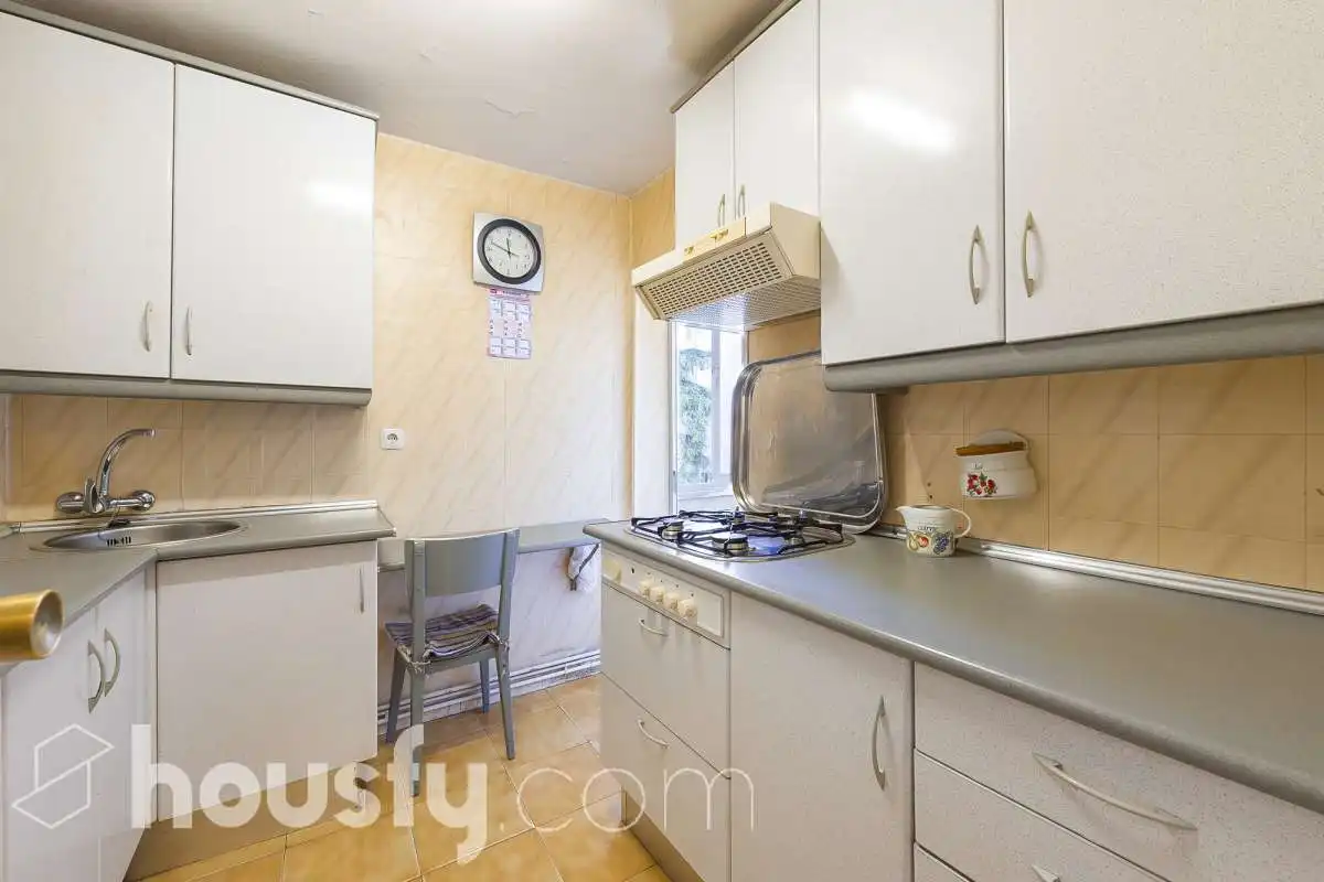 Cocina de Piso en venta en Madrid con Trastero