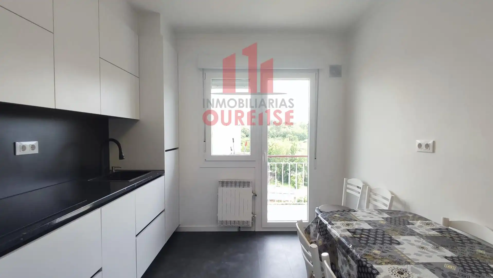 Küche von Wohnung zur Miete in Ourense Capital  mit Heizung, Möbliert und Balkon