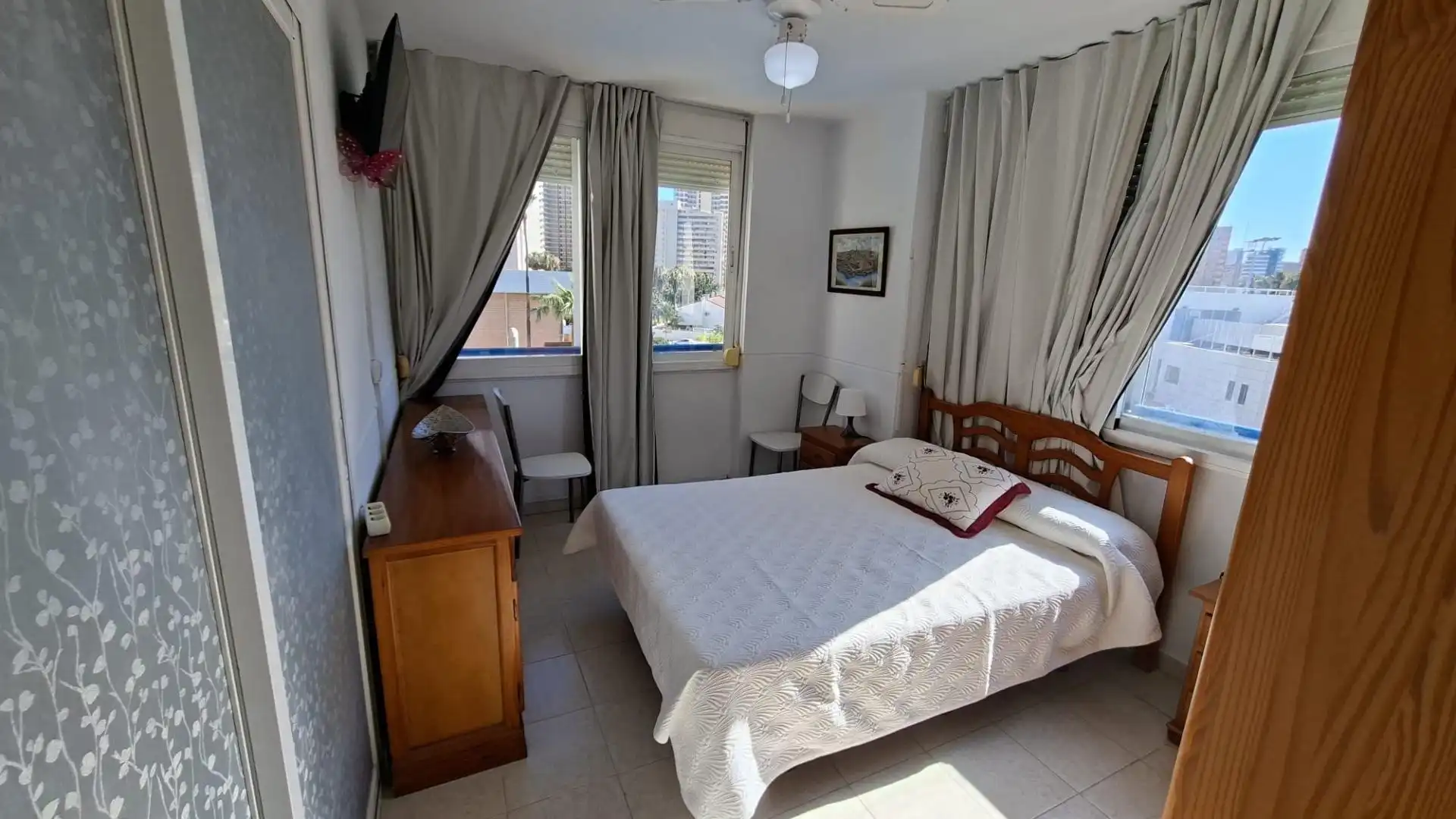 Bedroom of Flat for sale in Benidorm  with Air Conditioner, Heating and Private garden