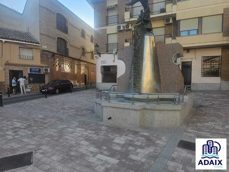Vista exterior de Local de lloguer en Los Yébenes