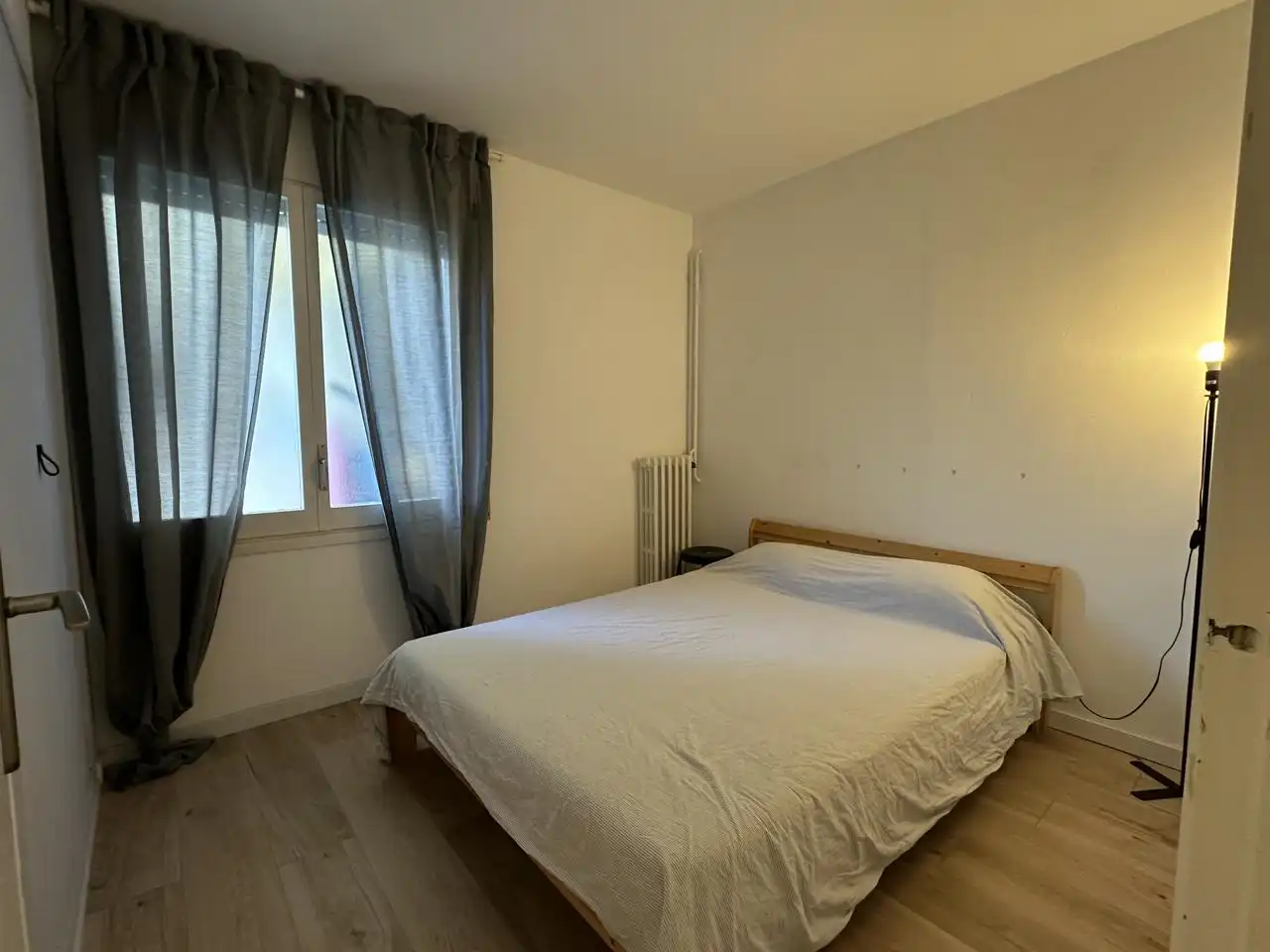 Bedroom of Flat for rent in Terrassa  with Air Conditioner, Heating and Terrace