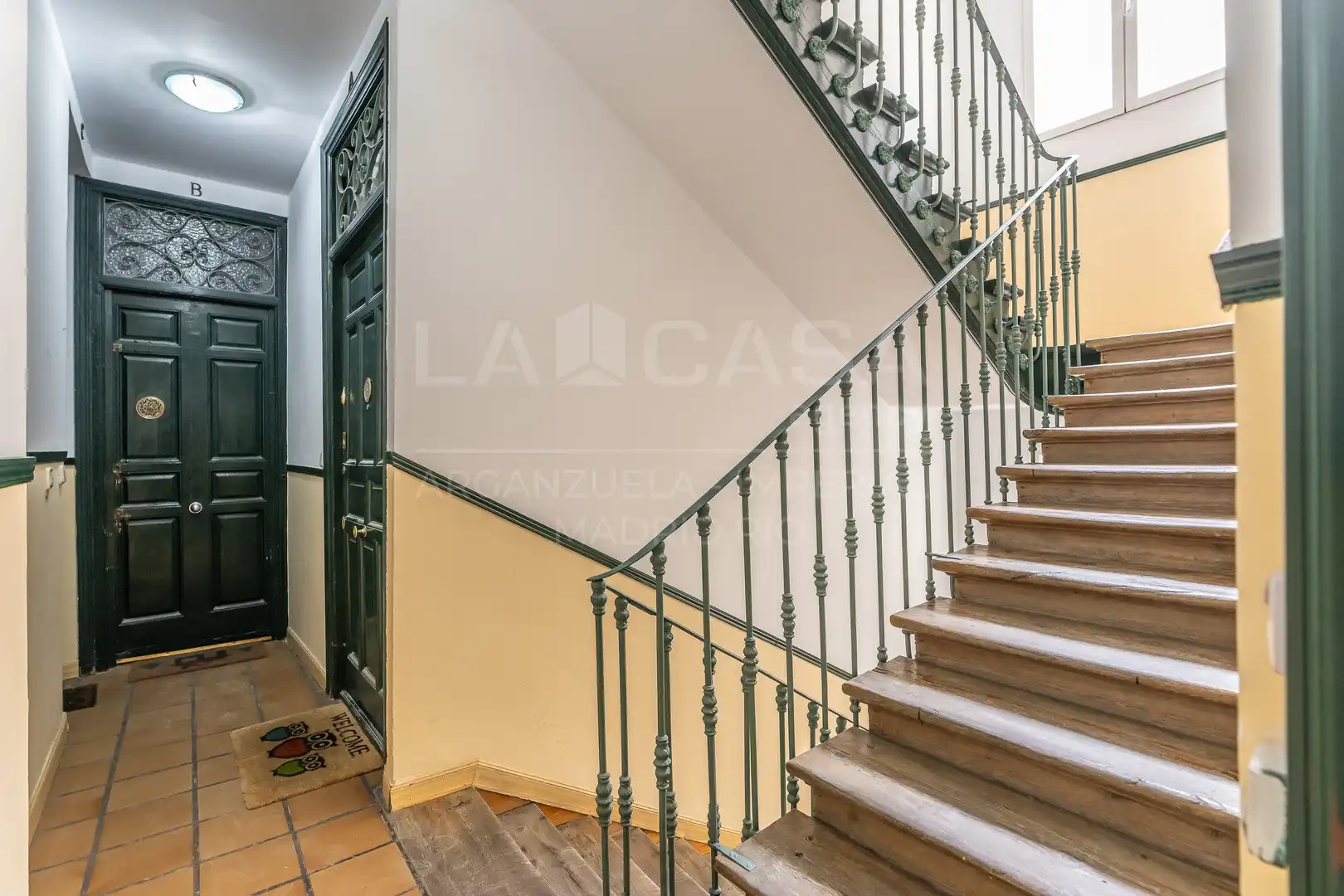 Flat for sale in Madrid  with Air Conditioner, Heating and Balcony
