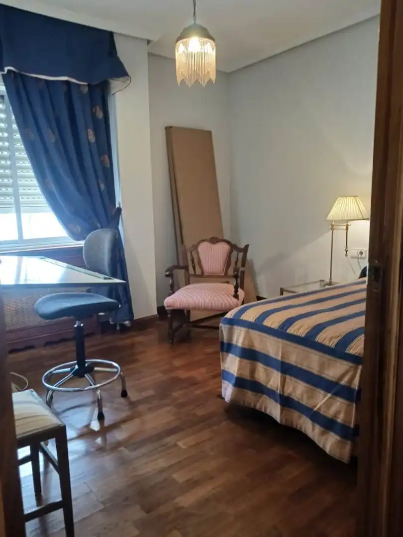 Habitación de Ático de alquiler en Salamanca con Calefacción, Parquet y Terraza