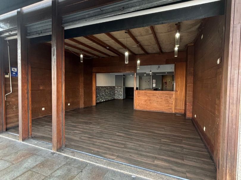 Premises to rent in Cangas 
