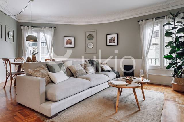 Apartamento en Alquiler en Carrer de Casp en Dreta de l'Eixample