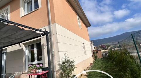 Foto 3 de Casa adosada en venta en Los Barrios de Bureba , Burgos
