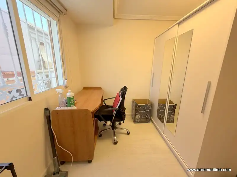 Bedroom of Flat for rent in Valencia  with Air Conditioner, Furnished and Oven