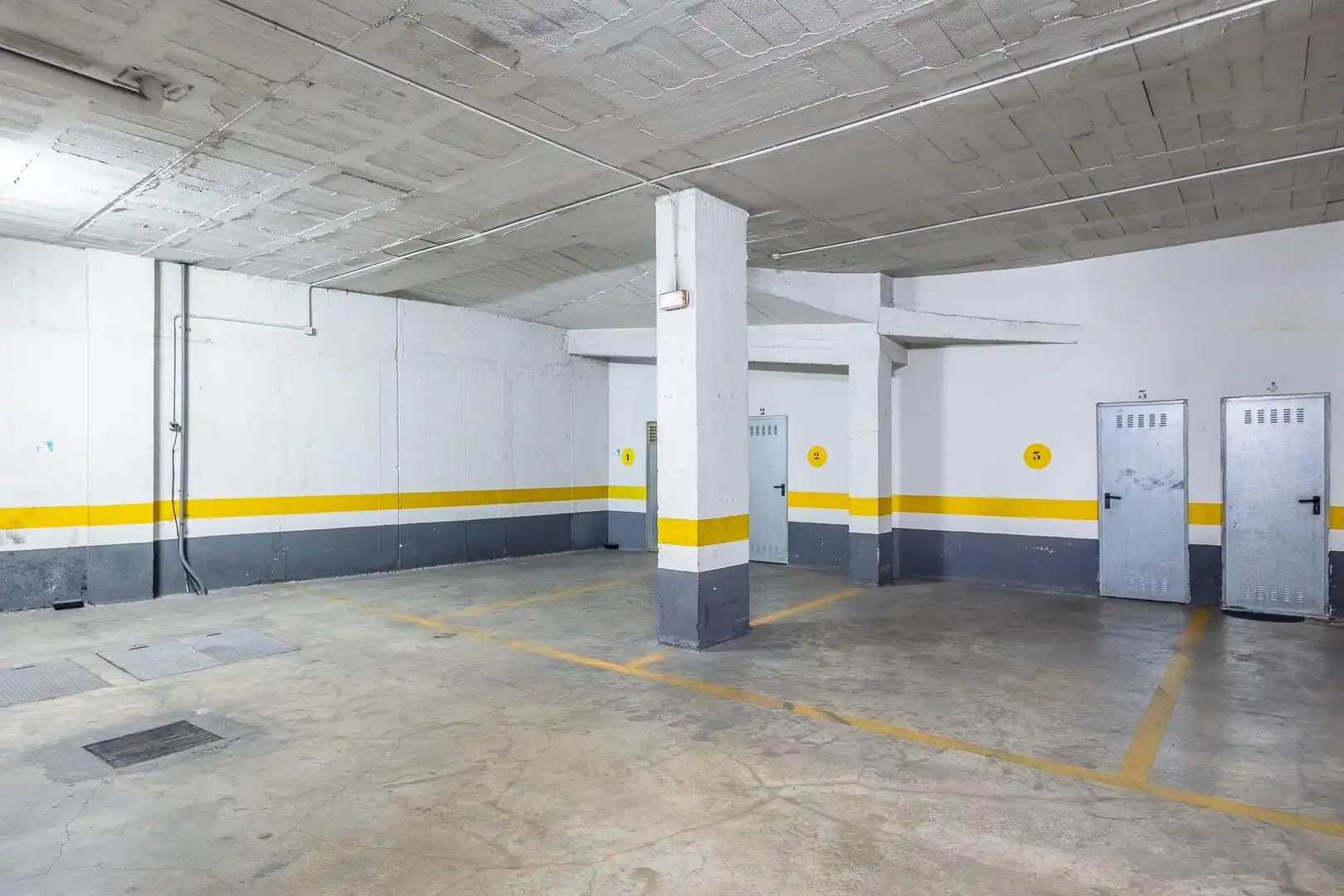 Parking de Piso en venta en Alcalá de Guadaira con Aire acondicionado, Terraza y Balcón