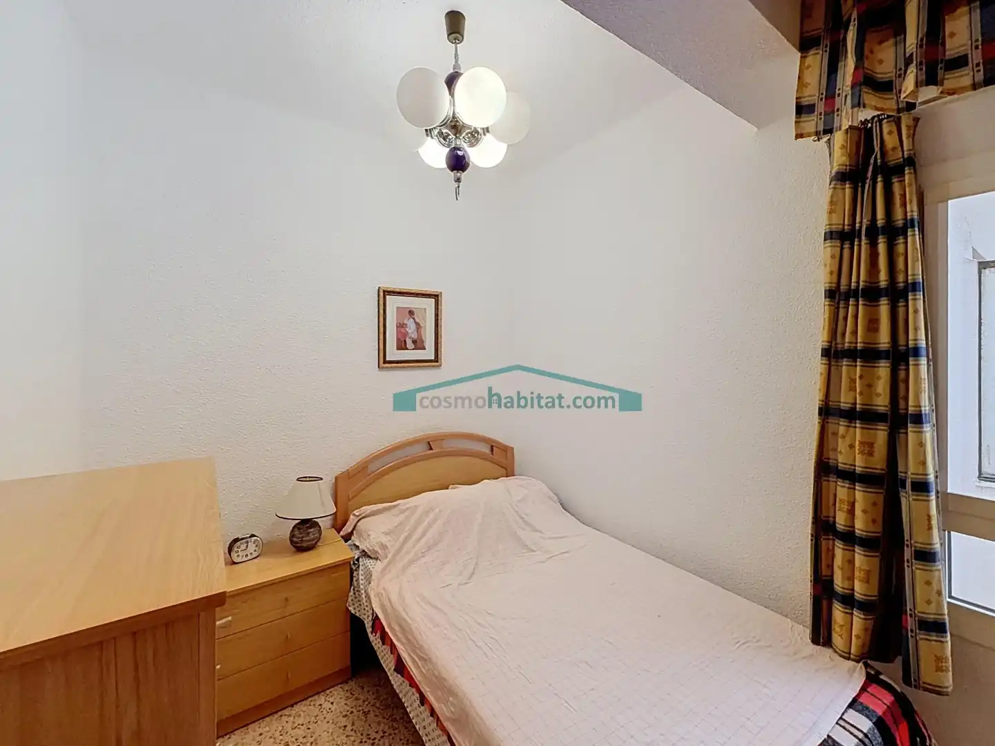 Schlafzimmer von Wohnung zum Verkauf in Burjassot mit Klimaanlage, Heizung und Balkon