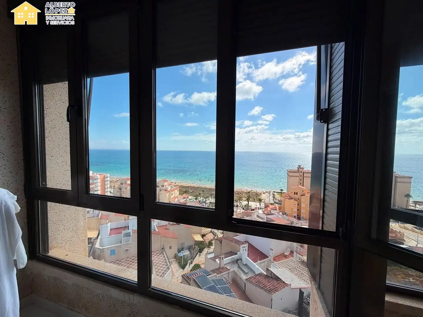 Habitación de Dúplex de alquiler en Elche / Elx con Terraza, Amueblado y Balcón
