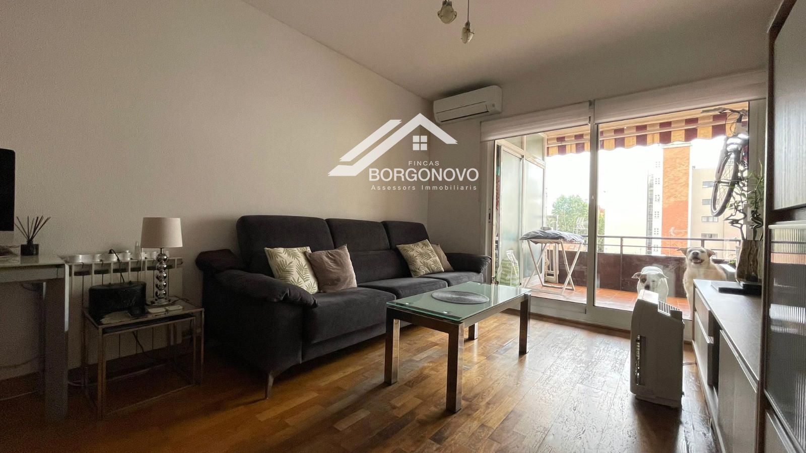 Living room of Flat for sale in  Barcelona Capital  with Air Conditioner, Heating and Terrace
