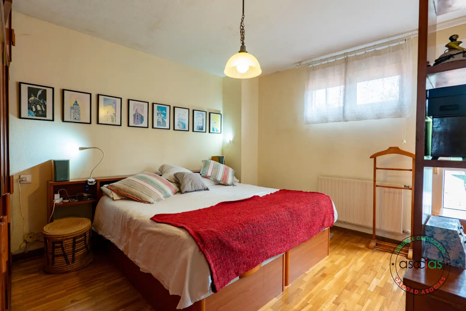 Dormitori de Casa o xalet en venda en Siero amb Calefacció, Jardí privat i Parquet