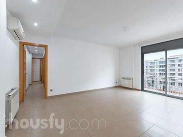 Piso con balcón en venta en Calle Barbera .