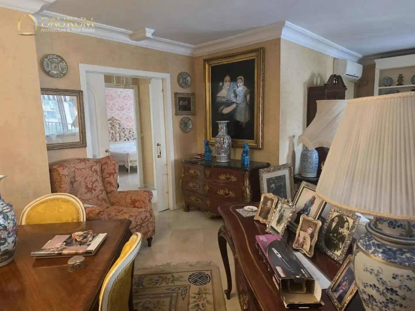 Living room of Flat for sale in Sevilla  with Air Conditioner, Heating and Terrace